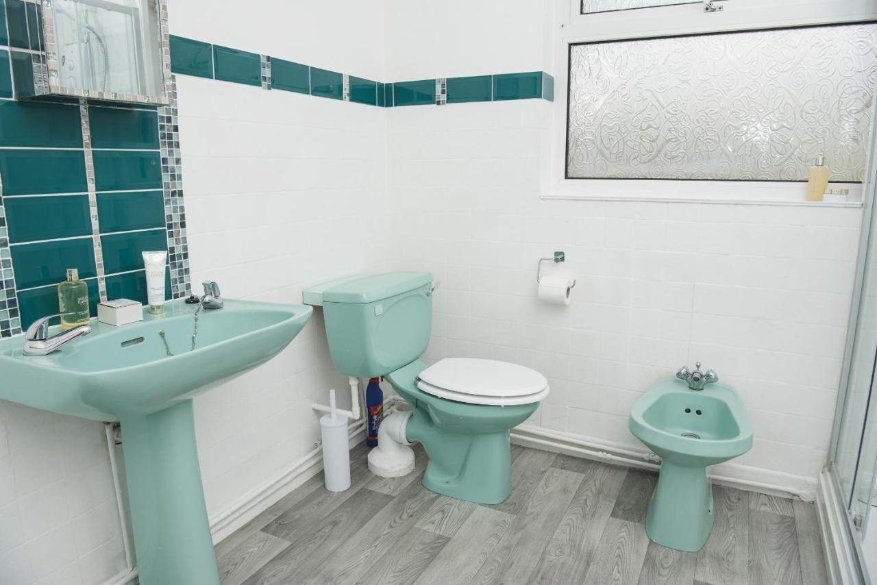 Vital Heights Swansea Extérieur photo